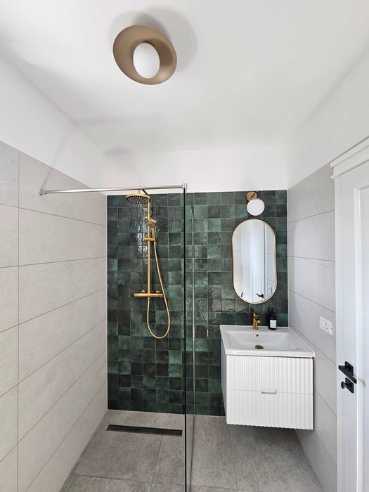 Apartament 3 camere de vanzare