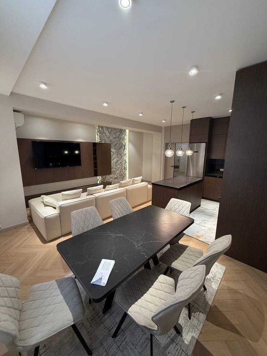 Cрочная Цена! Продается 3-Комнатная Квартира на Ул.Шота Руставели