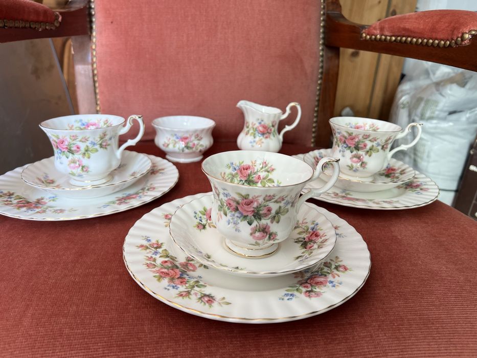 Set Royal Albert Moss Rose