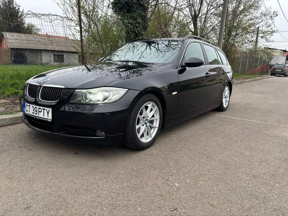 BMW Seria 3 BMW e91 325i 218cp