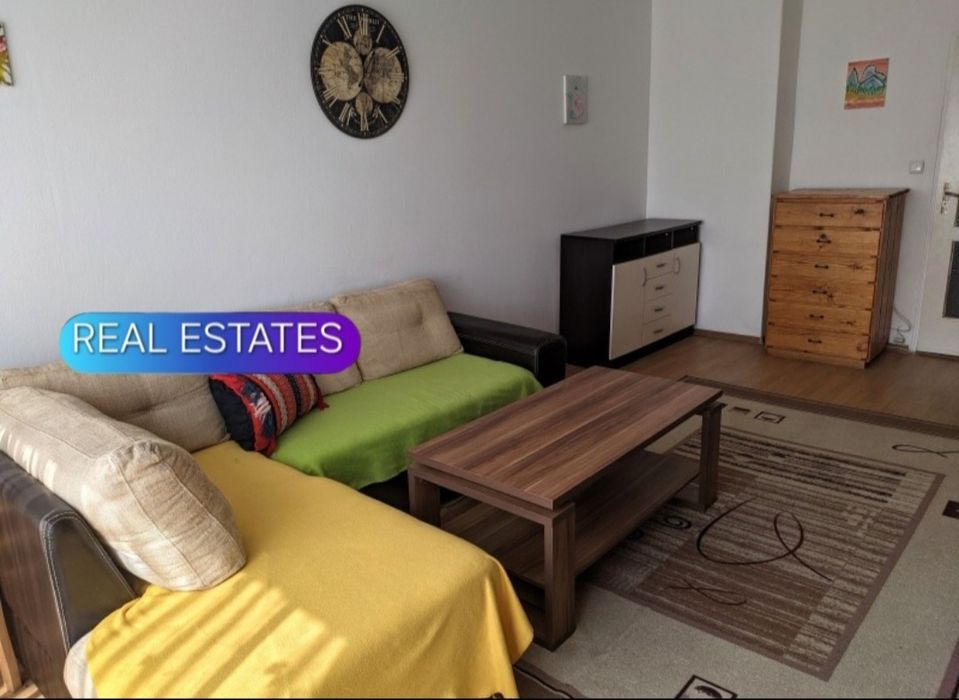 Дава се под наем Тристаен апартамент в София, Света Троица - 1100 кв.м за 663 € - Снимка #2