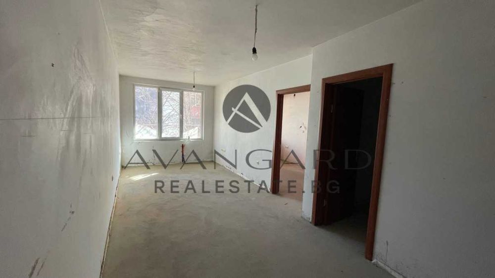 оф.22372 Двустаен с Гараж Новотела