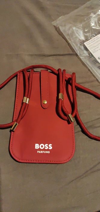 Boss малка чанта