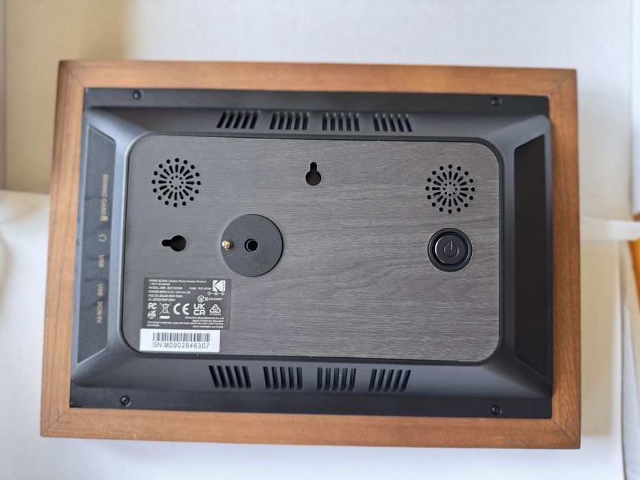 KODAK Classic photo frame/ фото рамка 10inch wifi enabled
