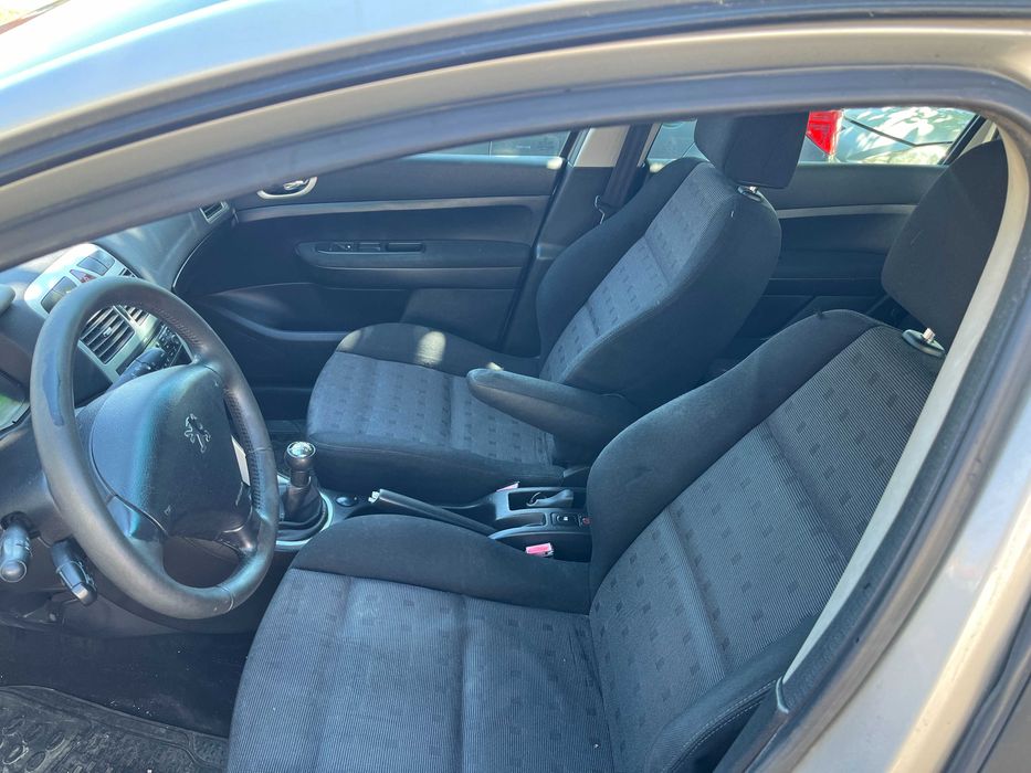 Салон Седалки Пежо Peugeot 307 комби Св SW Фейслифт Facelift
