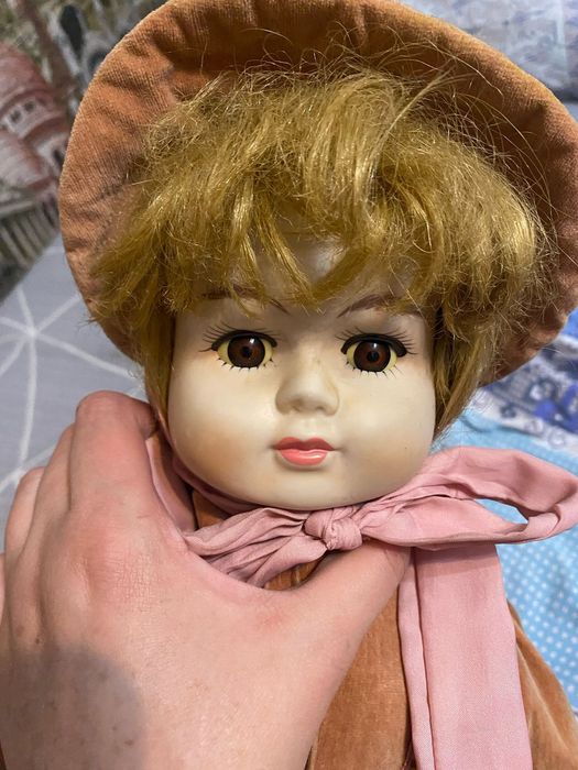 Кукла антикварная