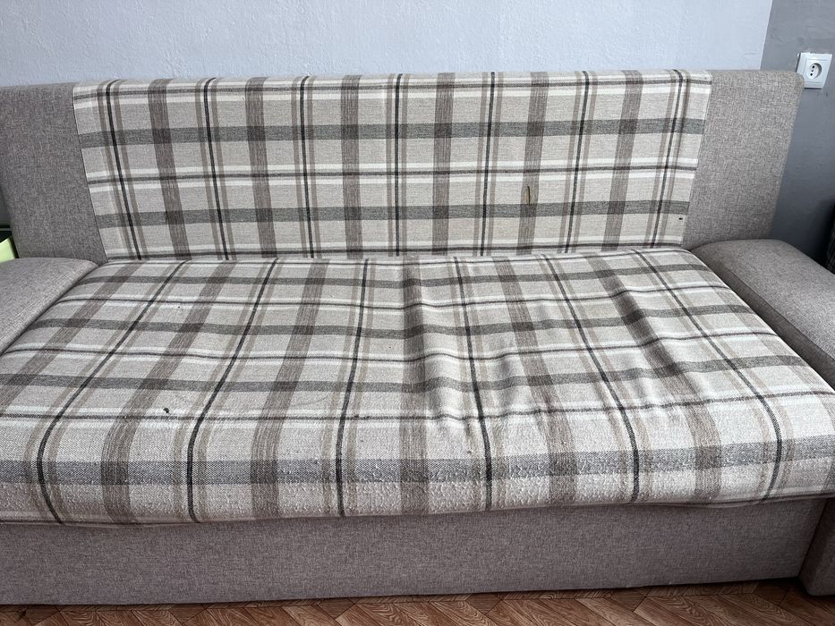 Продам диван район университета