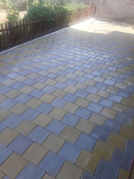 Pavaje si pavele - Model 20x20 cu 10x10 combi pentru curte si gradina