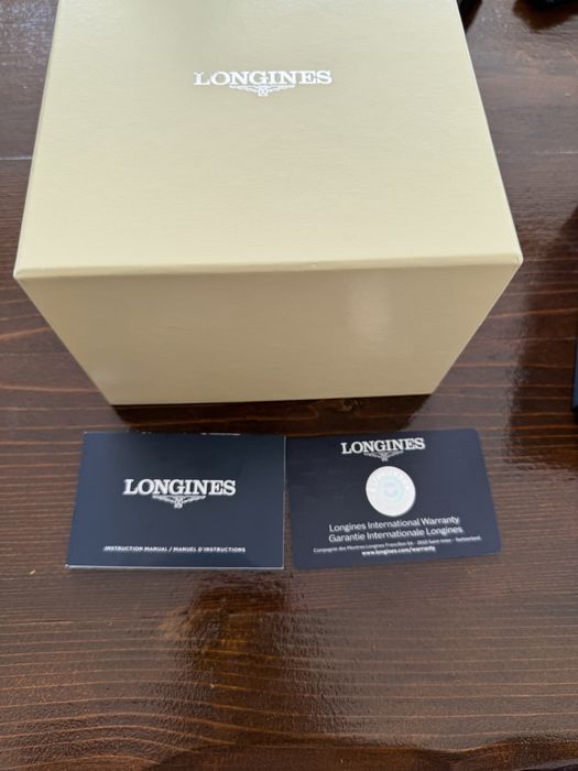Часовник с кожена каишка longines