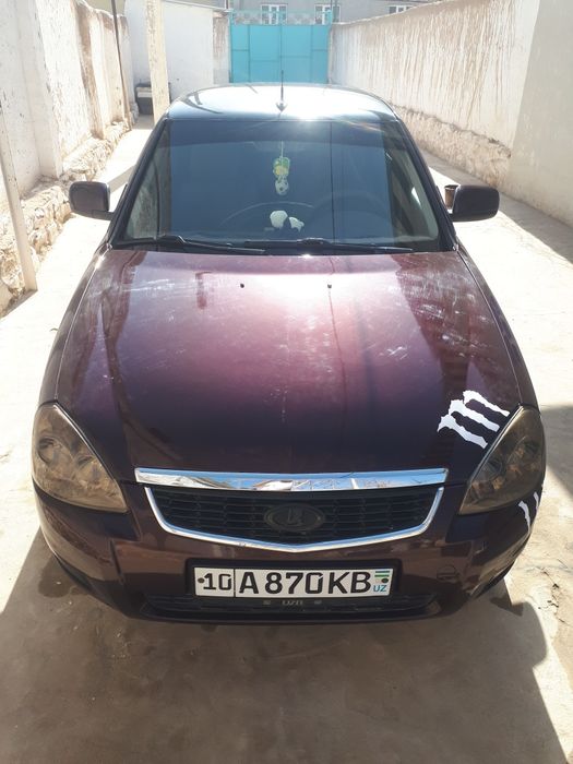 лада приора 2012  срочно сотилади