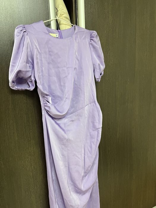 6 штук ОДЕЖДЫ  продам за 5 000