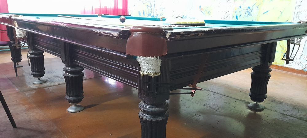 Продам бильярдный стол