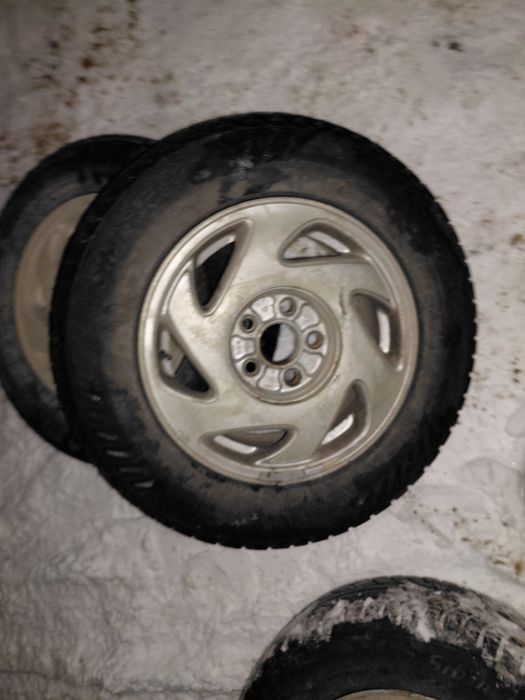 Продам диски тойота