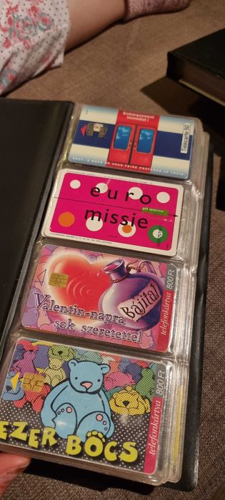 Vand colectie de cartele telefonice