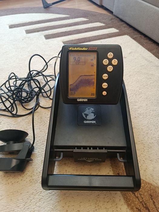 Sonar Garmin Fishfinder 100