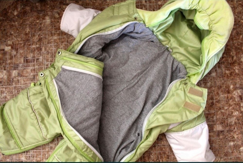 Продам комбенизон трансформер от 0 до 2 лет