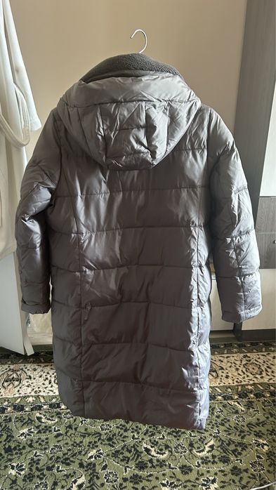 Продам зимний пуховик