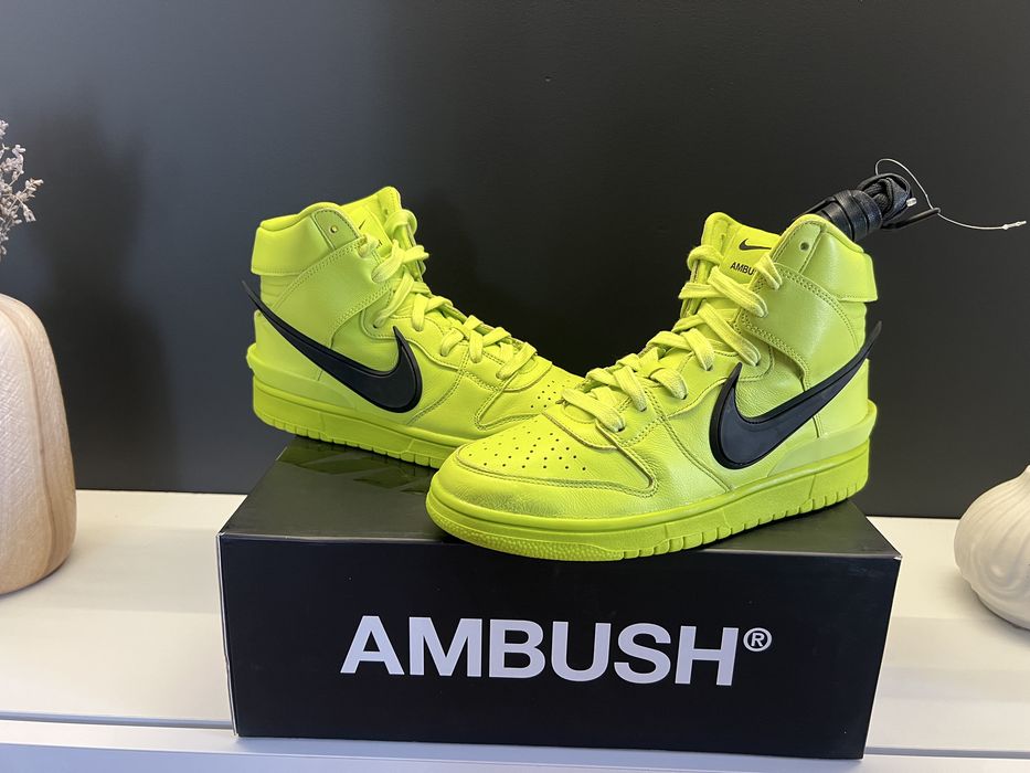 Nike Sb Dunks Ambush Neon