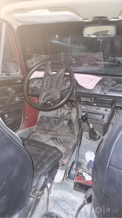 Jiguli 2106 sotiladi srochna