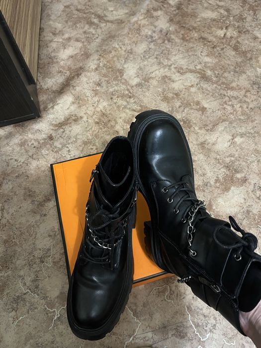 Ботинки демисизонные