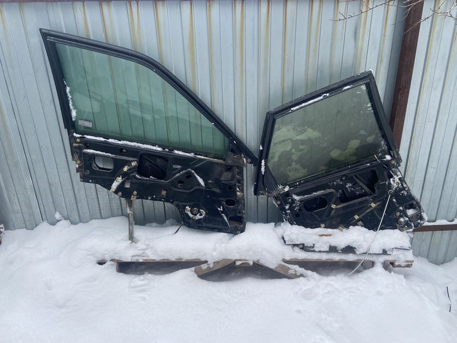 Стекло ауди 80 Б4