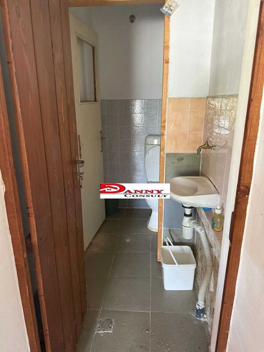 Продава се Промишлена сграда в Велико Търново, Акация - 210 кв.м за 73 €/кв.м - Снимка #7