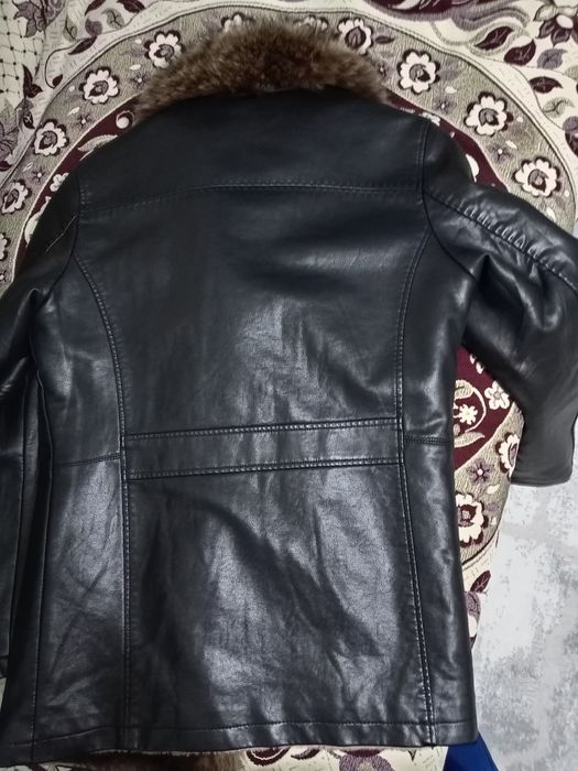 Продам мужскую дубленку