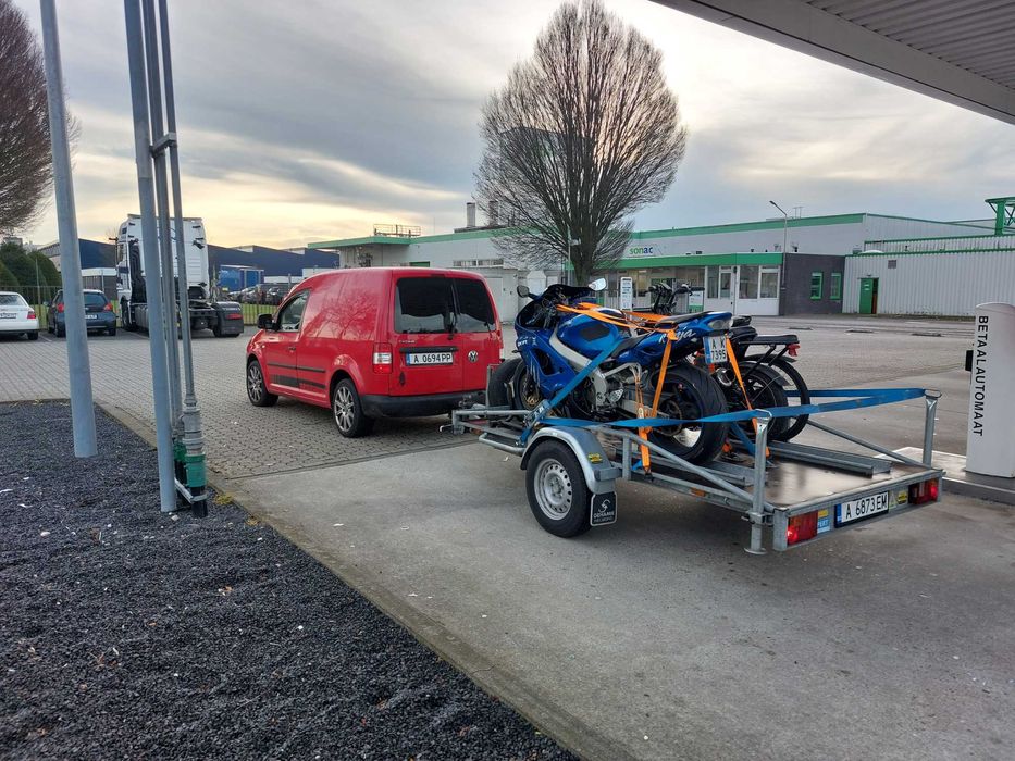 Продавам ремарке