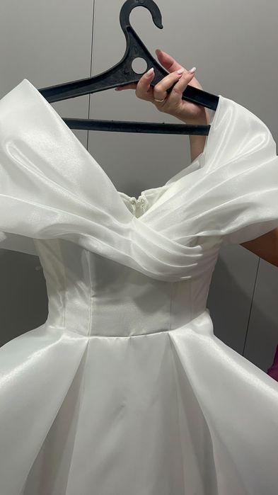 Продается красивое свадебное платье
