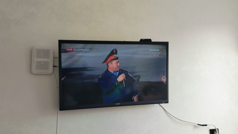 Телевизор очень хорошем состоянии