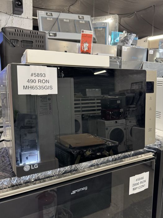 Cuptor cu microunde si grill  LG MH6535GIS