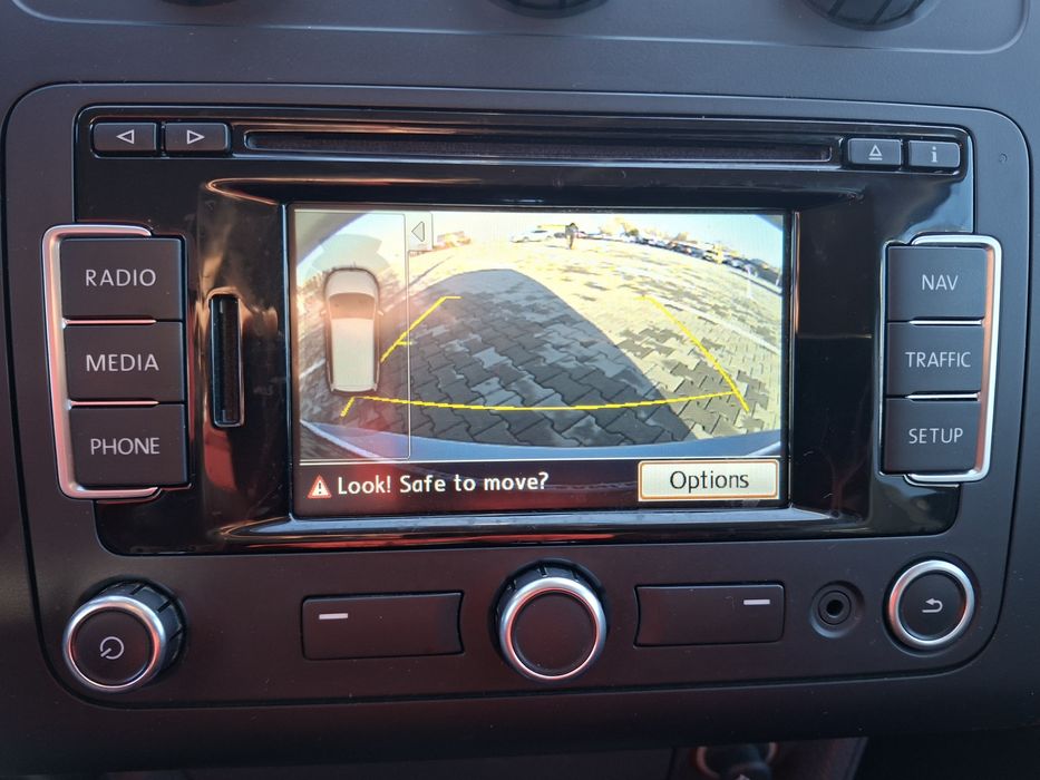 Volkswagen Touran Cup 7 locuri Faruri Led Xenon Camera Marsarier