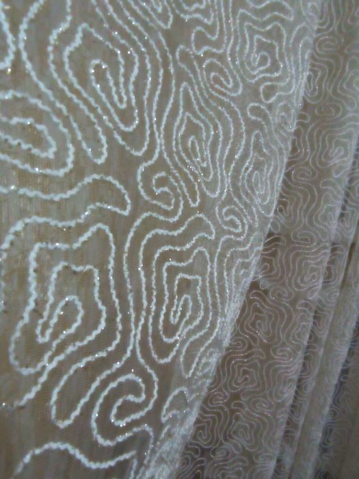 Продам тюль бежевая