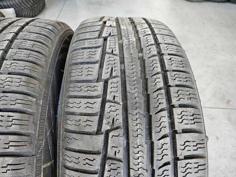 2 Anvelope IARNA 205.55.16 'Nokian' ; stare buna