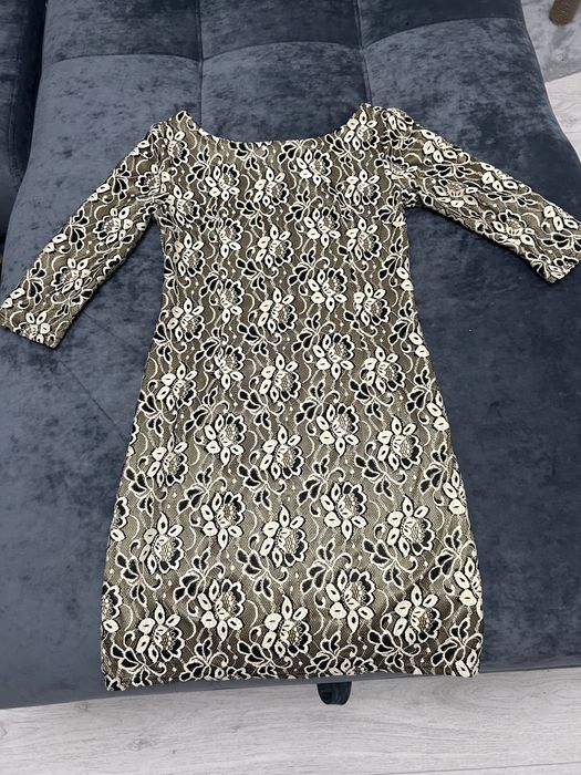 Платья от 42 до 44 размеров