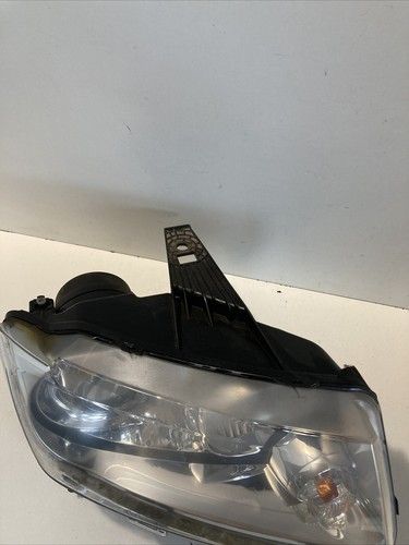 Предна дясна фарова светлина за Jeep Compass 2.2 CRD (2011) 05182550AC