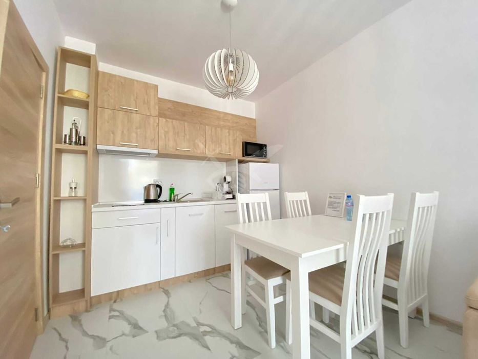 Продава се Двустаен апартамент в Приморско - 53 кв.м за 1955 €/кв.м - Снимка #1