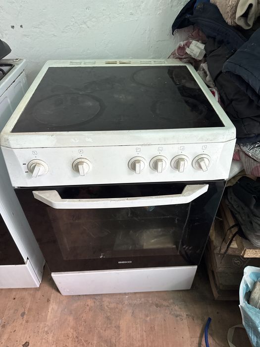 Продам плиту электрическую