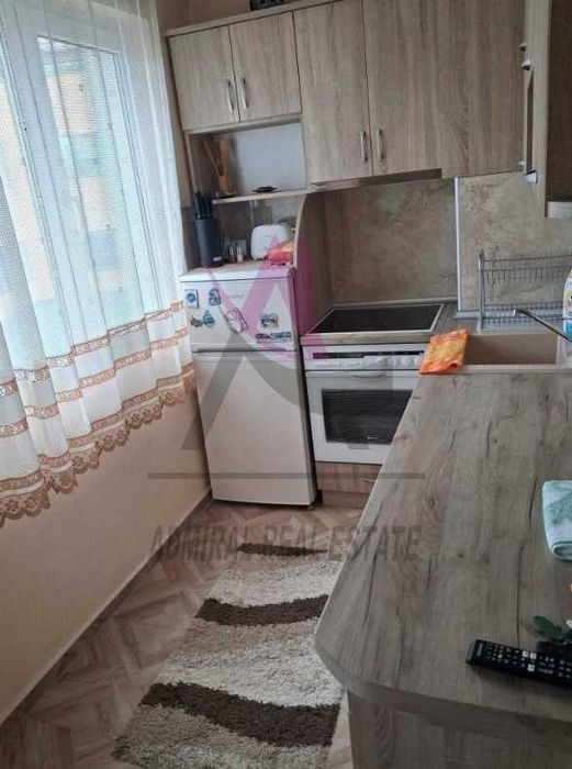 Тристаен под наем в кв. Трошево