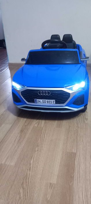 Masinuta electrica pentru copii