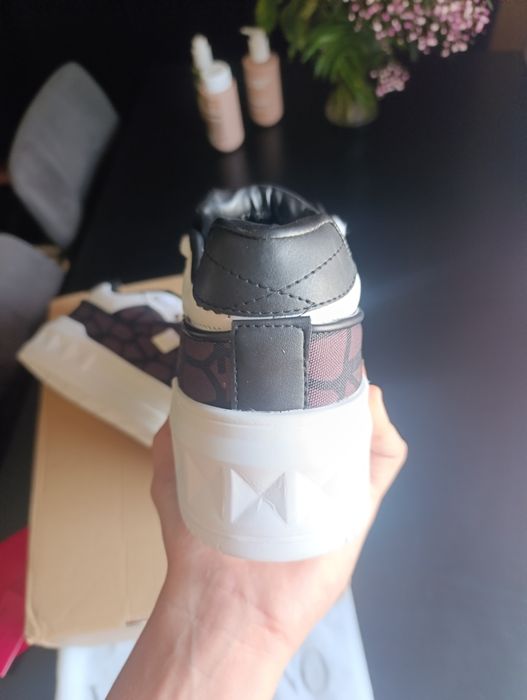 Valentino Garavani One Stud