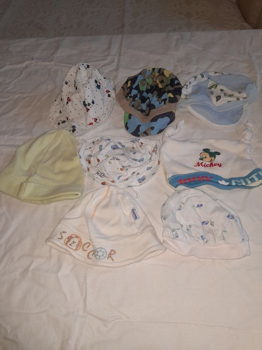 бебешки шапки    разнообразни