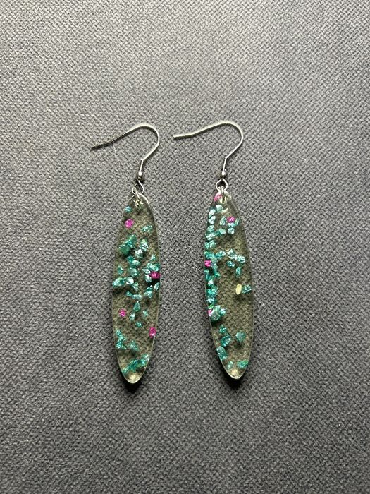 Обеци от епоксидна смола