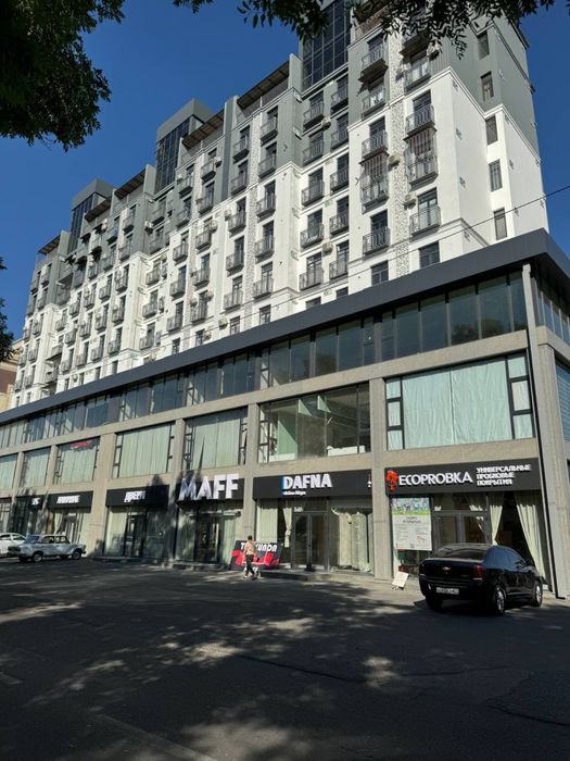 Drujbada 1 xonali 4-etaj kvartira sotiladi