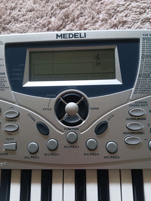 Синтезатор Medeli MC37A
