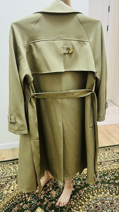 Продается тренч верхний одежда