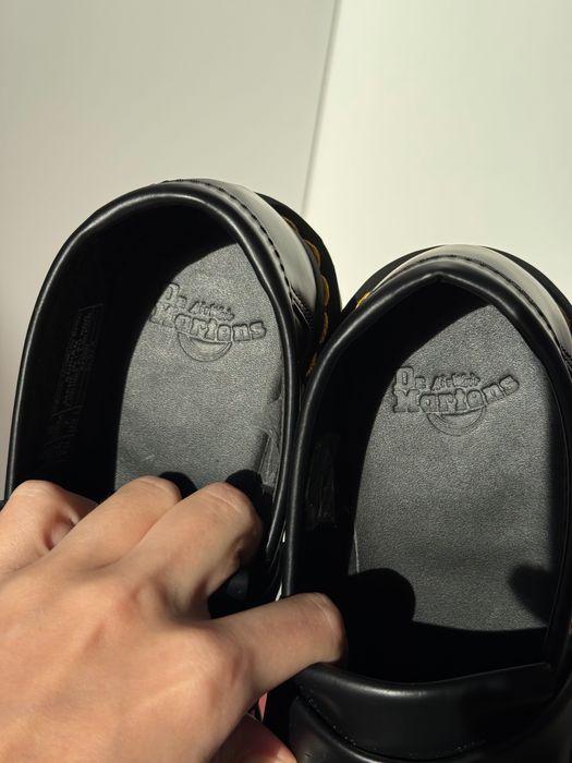 Лоуфъри Dr. Martens