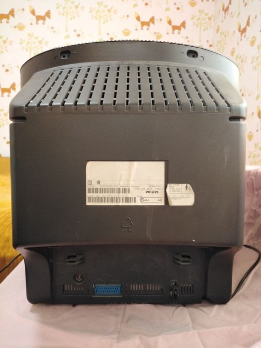 Телевизор PHILIPS 21 инча