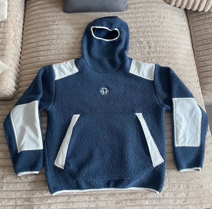 Divin неповторим суичър размер М