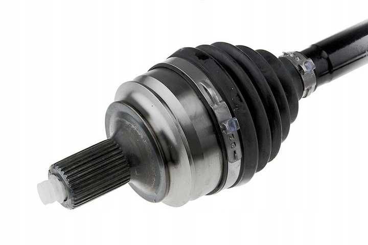 Полуоска MERCEDES W205/S205/C205 C200/C250/C300/C400/C45AMG 2013- LH